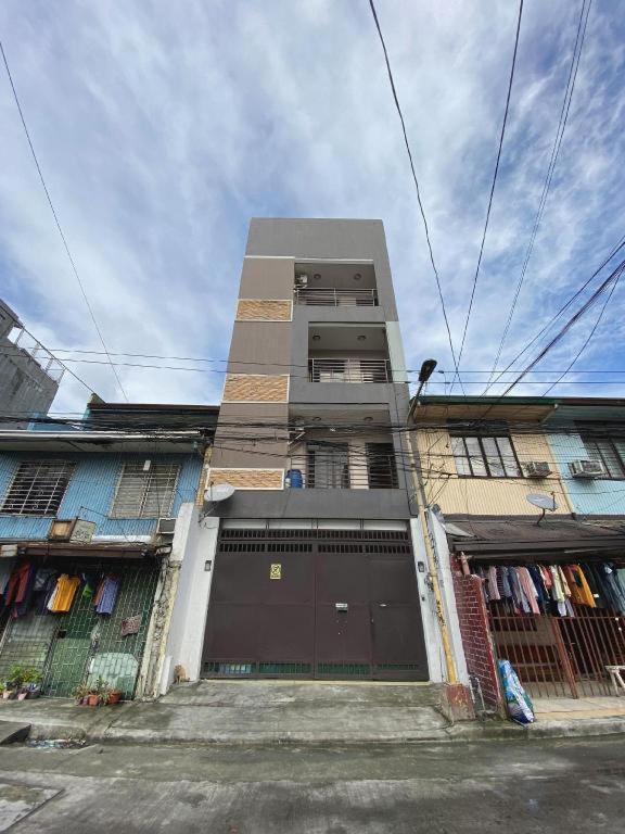 Oyo 766 Ichehan Apartments Manila Exterior photo